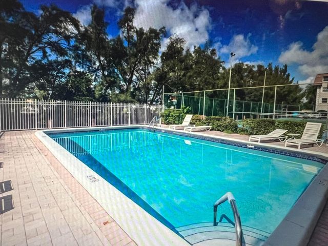 5951 NE 14th Lane 204N, Fort Lauderdale, FL 33334
