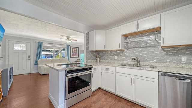 3008 ARCH DRIVE, Sarasota, FL 34232