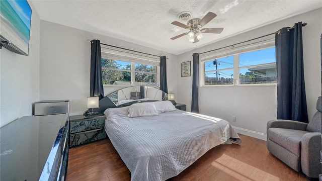 3008 ARCH DRIVE, Sarasota, FL 34232