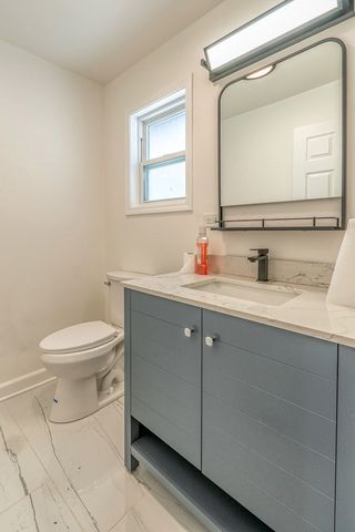 4826 W Potomac Avenue, Chicago, IL 60651