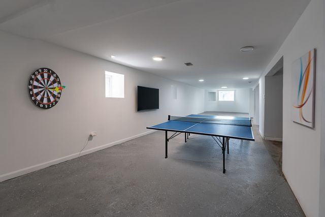 4826 W Potomac Avenue, Chicago, IL 60651
