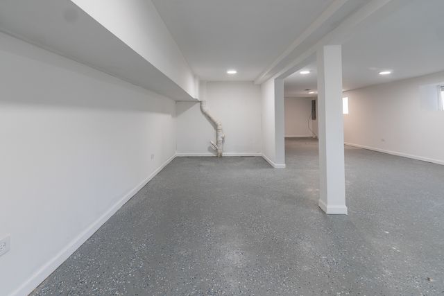 4826 W Potomac Avenue, Chicago, IL 60651