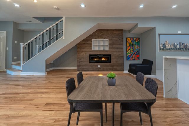 4826 W Potomac Avenue, Chicago, IL 60651