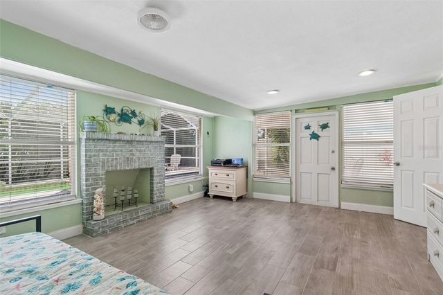 10572 BLOSSOM LAKE DRIVE, Seminole, FL 33772