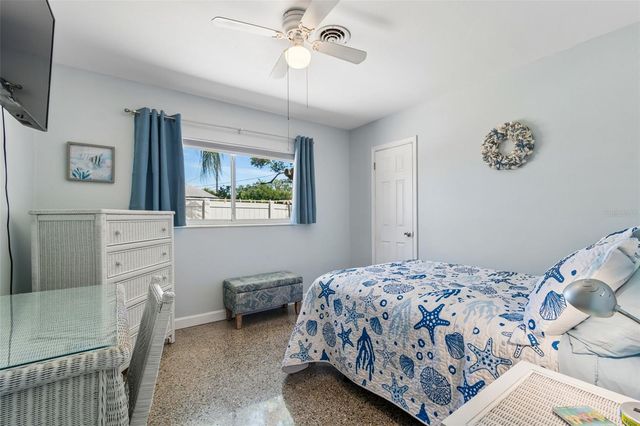 10572 BLOSSOM LAKE DRIVE, Seminole, FL 33772