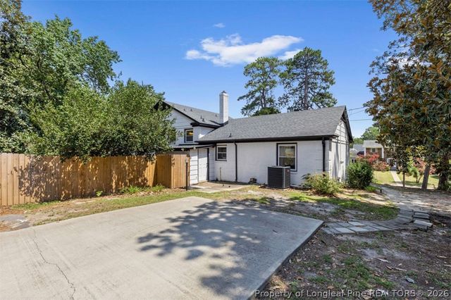 2710 Fordham Drive, Fayetteville, NC 28304