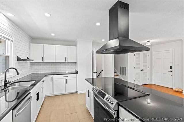 2710 Fordham Drive, Fayetteville, NC 28304