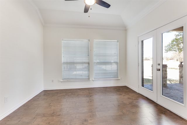 10121 Waverly Lane, Fort Worth, TX 76244