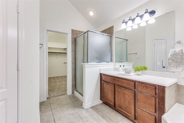 10121 Waverly Lane, Fort Worth, TX 76244