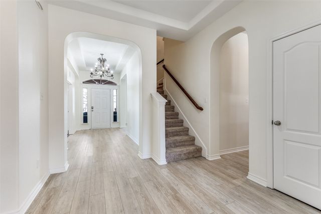 10121 Waverly Lane, Fort Worth, TX 76244