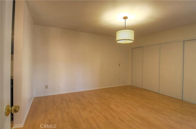 400 N Louise Street 205, Glendale, CA 91206