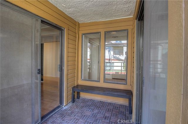 400 N Louise Street 205, Glendale, CA 91206