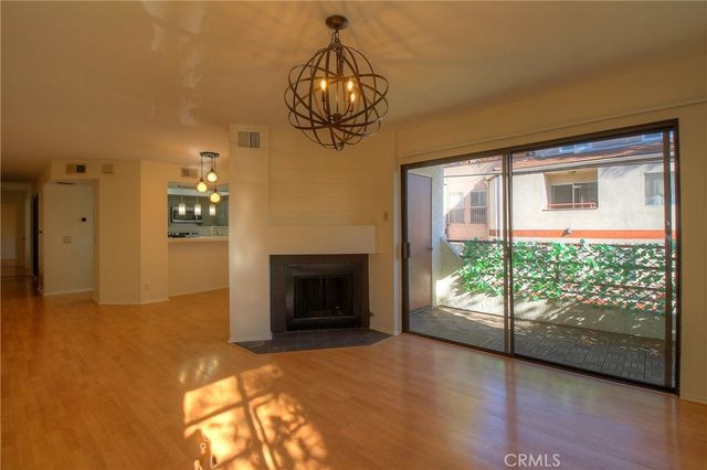 400 N Louise Street 205, Glendale, CA 91206