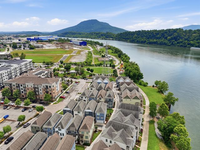 926 Landings Drive, Chattanooga, TN 37402