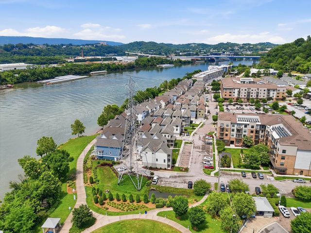 926 Landings Drive, Chattanooga, TN 37402