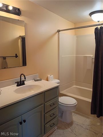 64301 Shady Lane Road, Bellaire, OH 43906