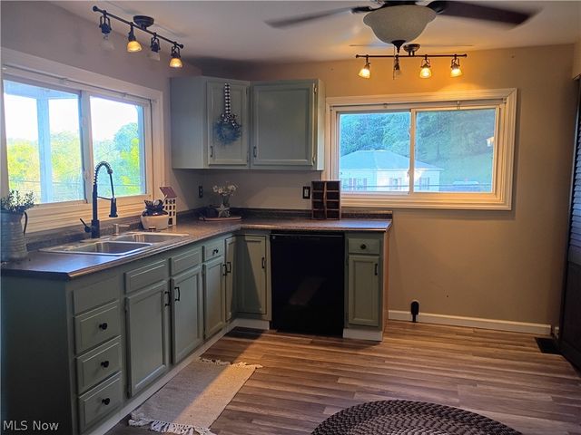 64301 Shady Lane Road, Bellaire, OH 43906