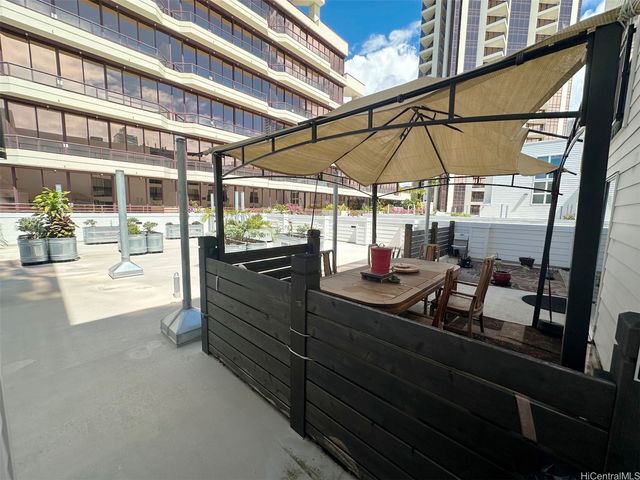 803 Waimanu Street 508, Honolulu, HI 96813