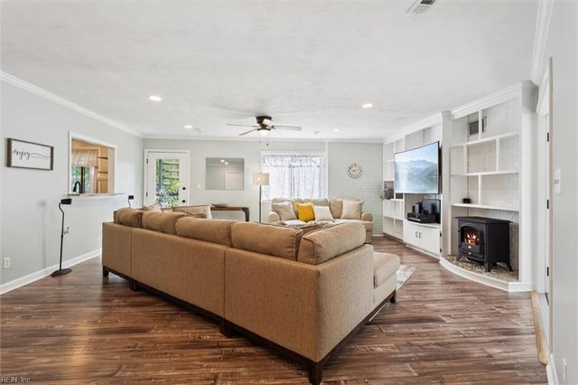 2810 Wiigwaas LN, Virginia Beach, VA 23451