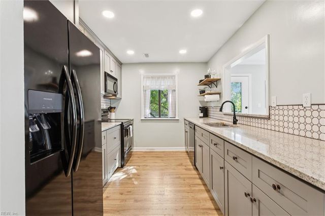 2810 Wiigwaas LN, Virginia Beach, VA 23451