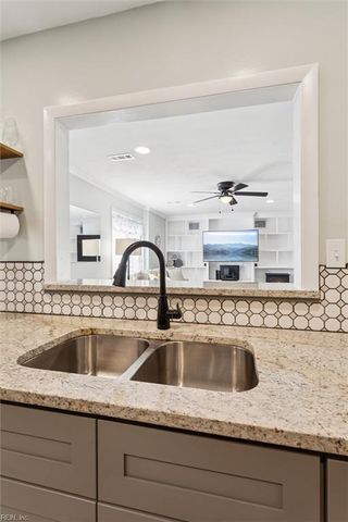 2810 Wiigwaas LN, Virginia Beach, VA 23451