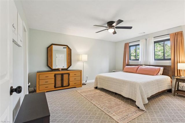 2810 Wiigwaas LN, Virginia Beach, VA 23451