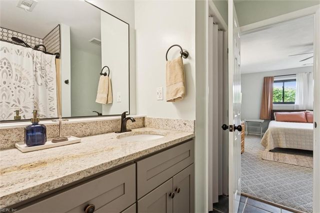 2810 Wiigwaas LN, Virginia Beach, VA 23451