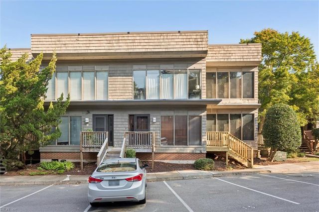 2810 Wiigwaas LN, Virginia Beach, VA 23451