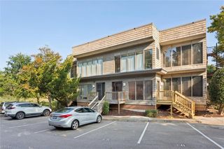 2810 Wiigwaas LN, Virginia Beach, VA 23451