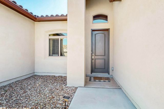 5453 PIKES PEAK Loop NE, Rio Rancho, NM 87144