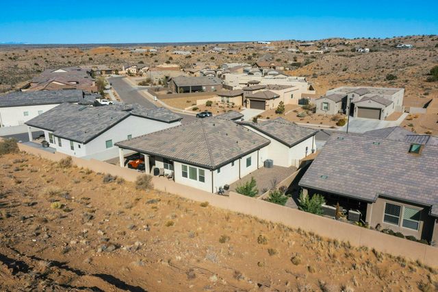 5453 PIKES PEAK Loop NE, Rio Rancho, NM 87144