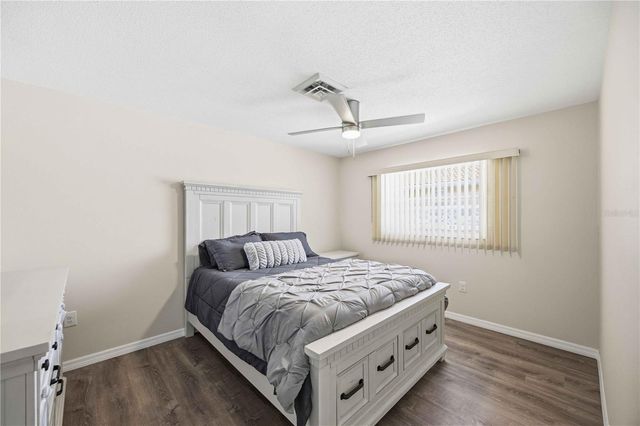 1933 FAIRVIEW DRIVE, Englewood, FL 34223