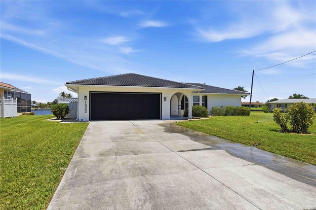 1933 FAIRVIEW DRIVE, Englewood, FL 34223