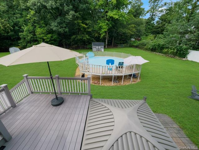 1 S Park Lane, Nanuet, NY 10954