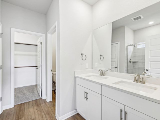 113 Holmby DR, Hutto, TX 78634