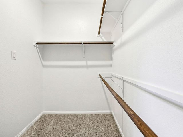 113 Holmby DR, Hutto, TX 78634