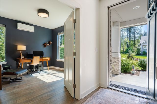 5672 Garibaldi Way, Blaine, WA 98230
