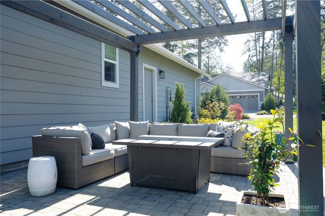 5672 Garibaldi Way, Blaine, WA 98230