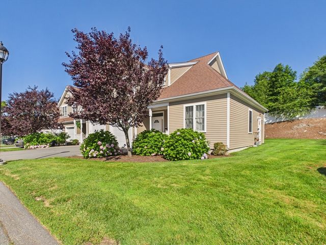 70 Endicott 106, Norwood, MA 02062