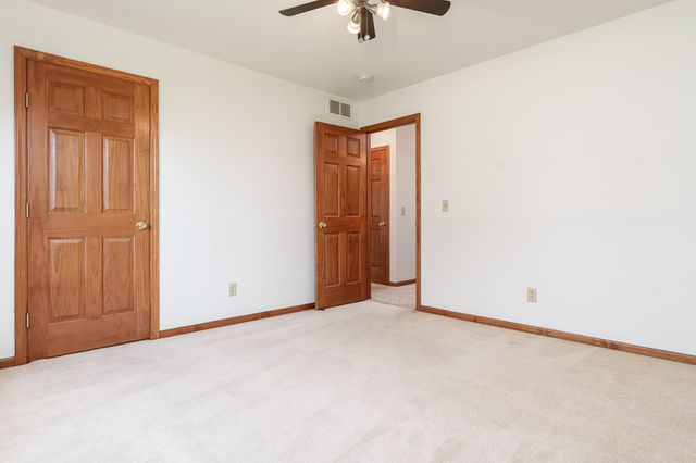 3047 VAUGHNDALE Drive, Machesney Park, IL 61115