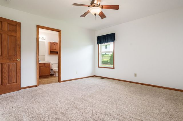 3047 VAUGHNDALE Drive, Machesney Park, IL 61115