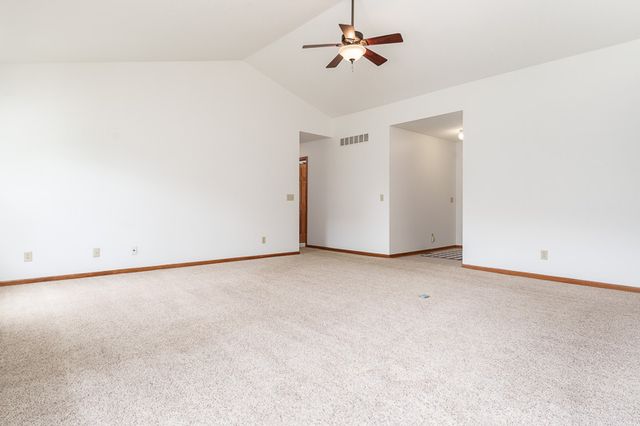 3047 VAUGHNDALE Drive, Machesney Park, IL 61115