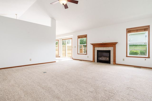 3047 VAUGHNDALE Drive, Machesney Park, IL 61115