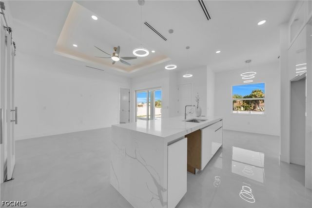 4100 15th ST SW, Lehigh Acres, FL 33976