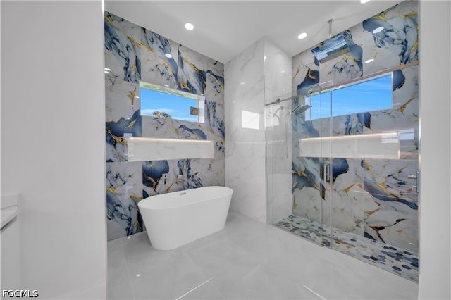 4100 15th ST SW, Lehigh Acres, FL 33976