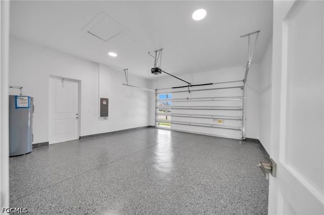 4100 15th ST SW, Lehigh Acres, FL 33976