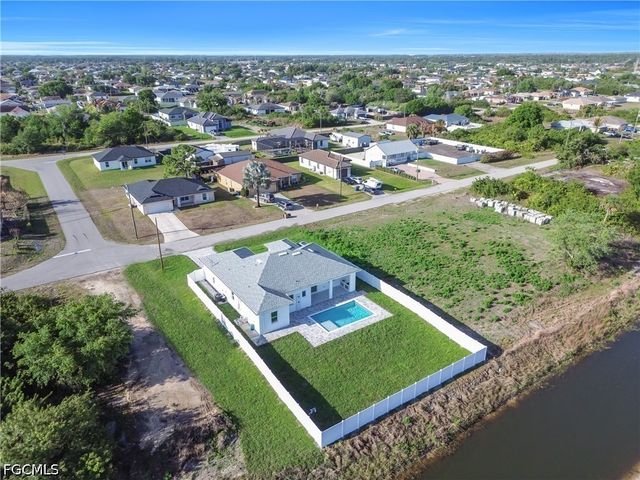 4100 15th ST SW, Lehigh Acres, FL 33976