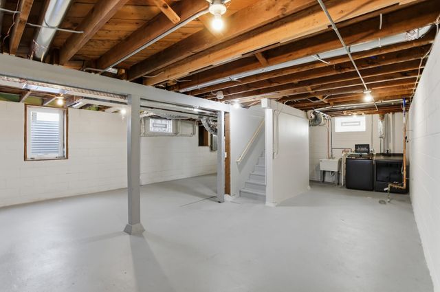 5210 Irving Avenue N, Minneapolis, MN 55430