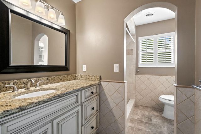 817 Fox Chase Lane, Hixson, TN 37343