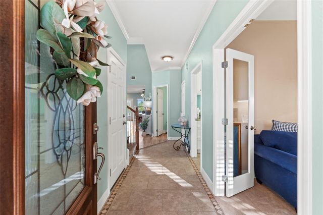 7027 Sunrise Drive, Hitchcock, TX 77563